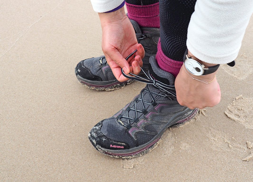 Wanderschuhe richtig schnüren
